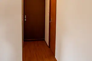 ねんご家高輪邸 2F居室・トイレへの通路