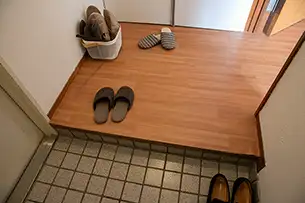 ねんご家高輪邸 2F玄関